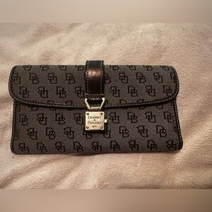 Vintage Dooney & Bourke Wallet